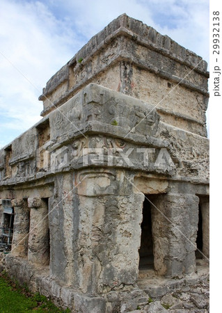 トゥルム遺跡　フレスコ画の神殿 29932138