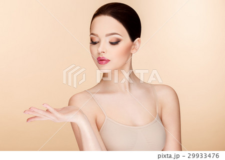 Beautiful Woman with Clean Fresh Skin Beautiful Woman with Clean Fresh Skin 29933476