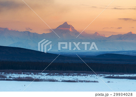 Landscape of Alaska during sunset in the winter Landscape of Alaska during sunset in the winter 29934028