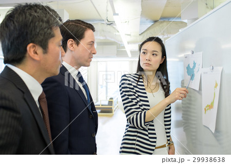 グローバル ビジネス オフィス イメージ 29938638