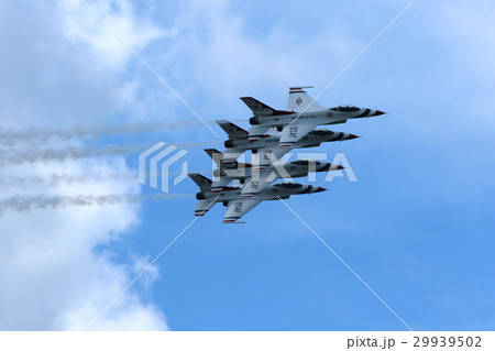 航空ショー　アクロバット飛行　デイトン航空ショー 29939502