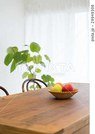 テーブル 29949306