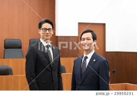 弁護士（裁判所） 29950231