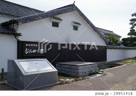 白壁の町の伝統的建物 白壁の町の伝統的建物 29951418