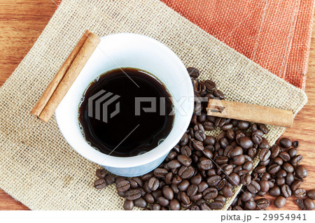 Black hot coffee cup 29954941
