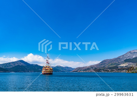 《神奈川県》箱根・芦ノ湖 29963631