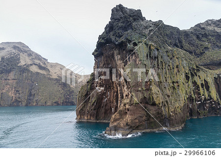 Icelandic landscape with coastal rocks 29966106