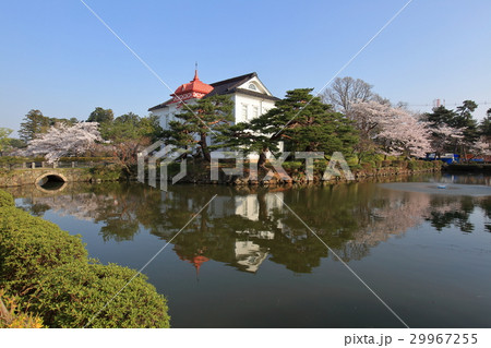 鶴岡公園　大宝館 29967255