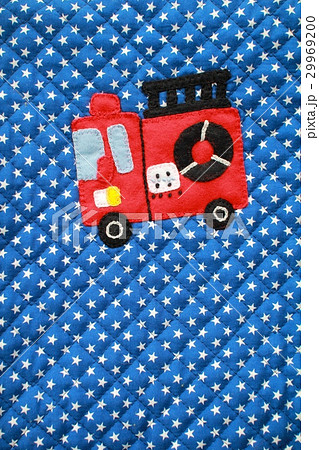 入園入学準備　男の子用バッグの手作り消防車アップリケ 29969200
