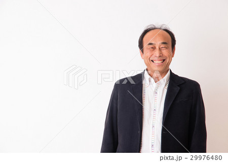 中年女性のポートレイト 29976480