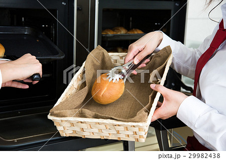 ベーカリー　塩パン 29982438