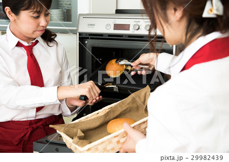 ベーカリー 29982439