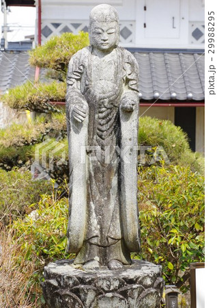 信州の文化財　守屋貞治の祖父　守屋貞七の延命地蔵尊像　正面（長野県中川村浄蓮寺） 29988295