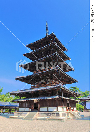 法隆寺　五重塔 29995317