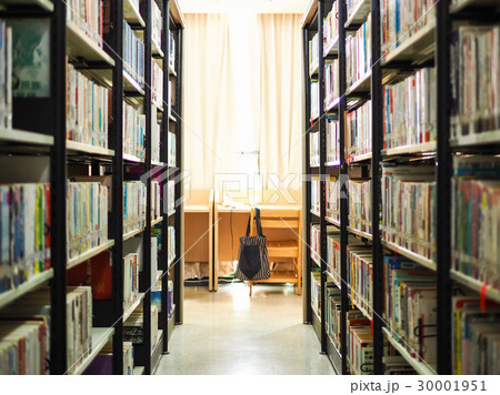 図書館 ライブラリ 図書室 30001951