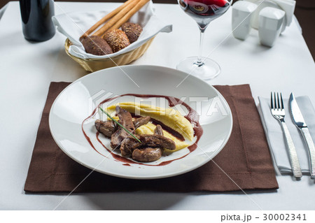 mashed potatoes with Beef tongue mashed potatoes with Beef tongue 30002341