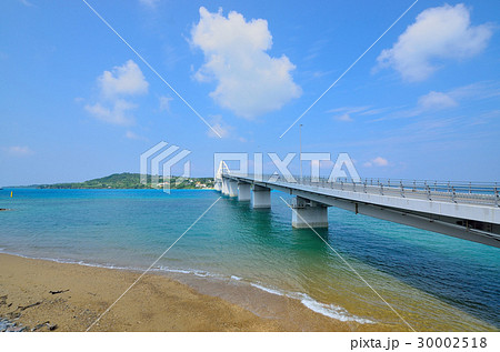 沖縄県 瀬底大橋 沖縄県 瀬底大橋 30002518