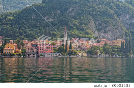 Varena town at Lake Como, Italy. Varena town at Lake Como, Italy. 30003582