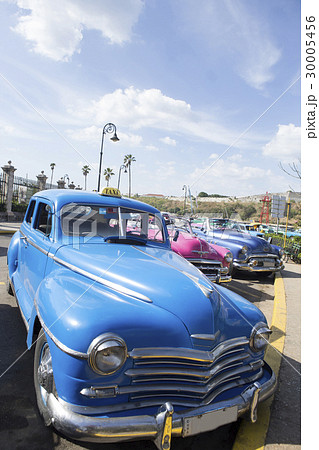 キューバ　ハバナの街並み 30005456