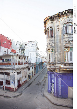 キューバ ハバナの街並み キューバ ハバナの街並み 30005532