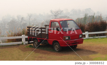 The old mini truck. The old mini truck. 30006932