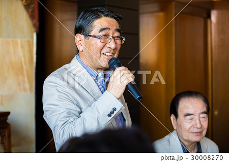 シニア同窓会　カラオケ　男性 30008270