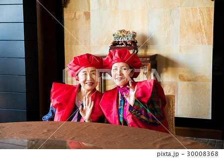 シニア同窓会　還暦　ポートレート　男性 30008368