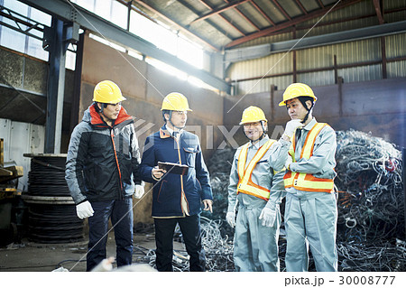 建設現場　作業員　確認 30008777