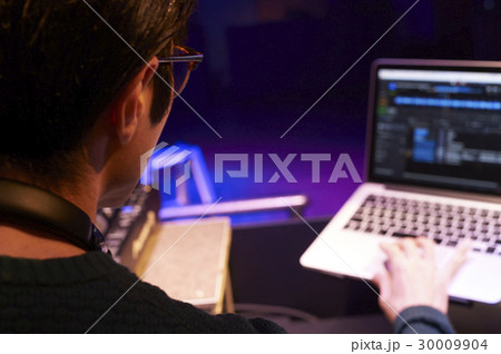 男性DJ 男性DJ 30009904