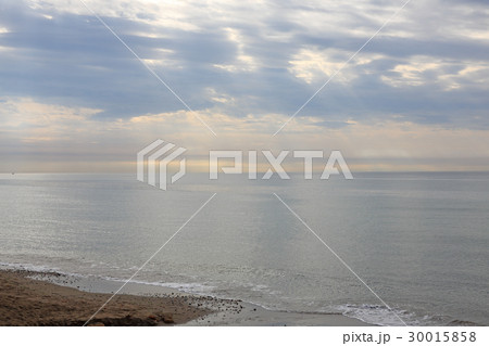 夏の終わり寂しげなスペインの海 夏の終わり寂しげなスペインの海 30015858