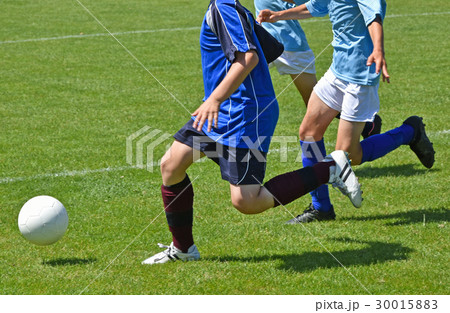 Running after the ball 30015883