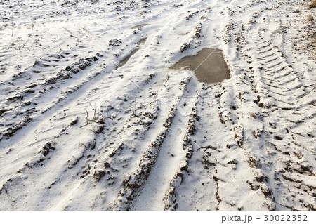 land covered with snow 30022352