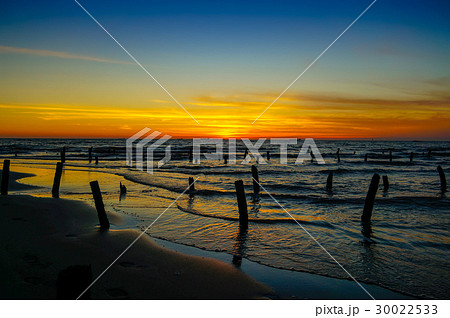 砂浜 ビーチ 浜辺 30022533