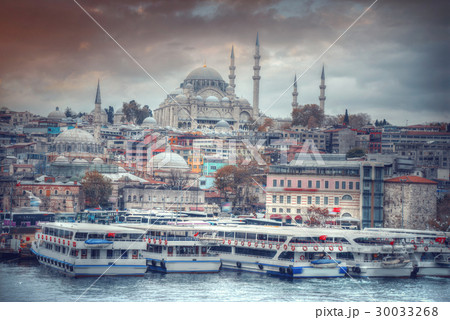 Istanbul is Turkey's largest city 30033268