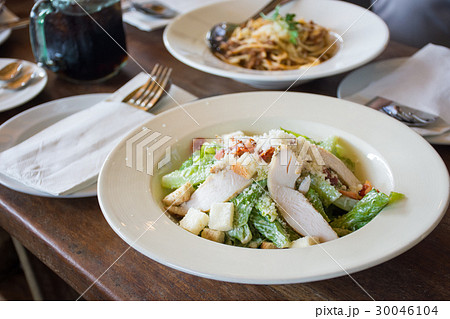 Caesar salad with chicken grilled 30046104