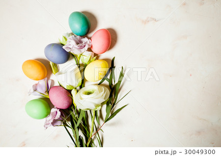 Flowers and eggs Flowers and eggs 30049300