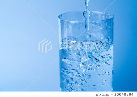 水 水 30049594