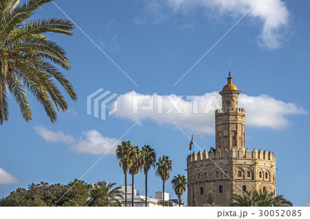 Spain, Seville, Torre Del Oro on sunny day Spain, Seville, Torre Del Oro on sunny day 30052085