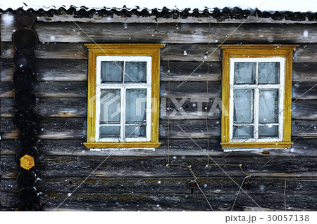 Old wooden houses in the village 30057138