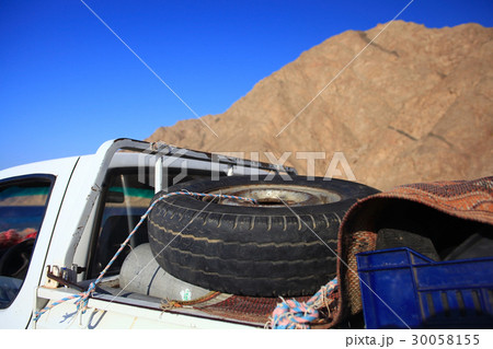 desert mountain sky car travel background desert mountain sky car travel background 30058155