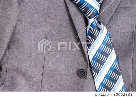 Tie and suit 30062333