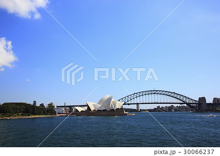 オペラハウス シドニ- オペラハウス シドニ- 30066237