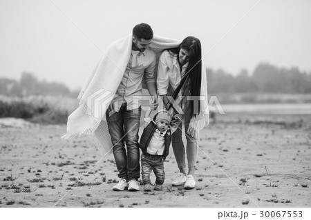 Young family with a little boy to have fun Young family with a little boy to have fun 30067553