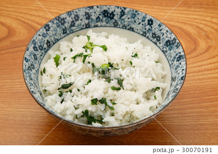 春菊の混ぜご飯 30070191