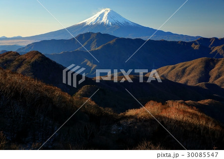 大菩薩連嶺・ハマイバ丸付近から見る富士山 大菩薩連嶺・ハマイバ丸付近から見る富士山 30085547