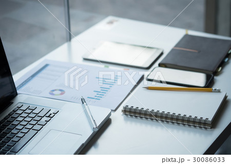 Work space side view. Work space side view. 30086033