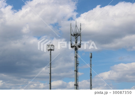 携帯電話の鉄塔 携帯電話の鉄塔 30087350