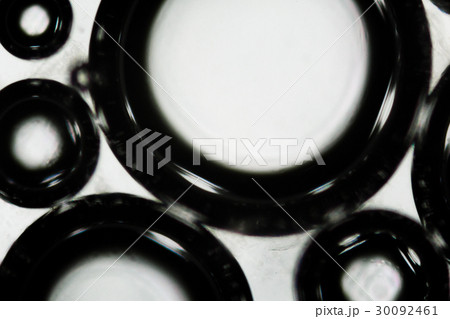Water bubbles under the microscope 30092461