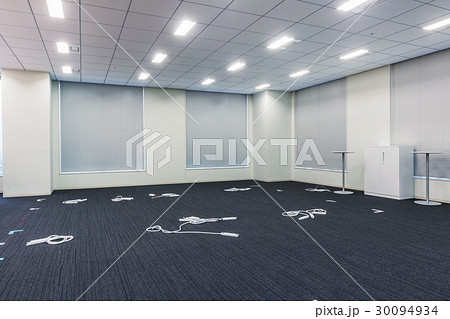 ビルの内装工事 Construction Of The Buildingの写真素材 30094934 Pixta