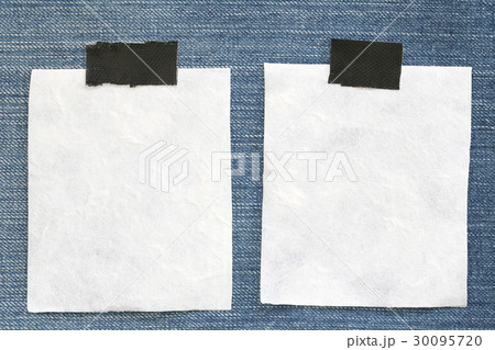 Note paper of empty and copy space. 30095720